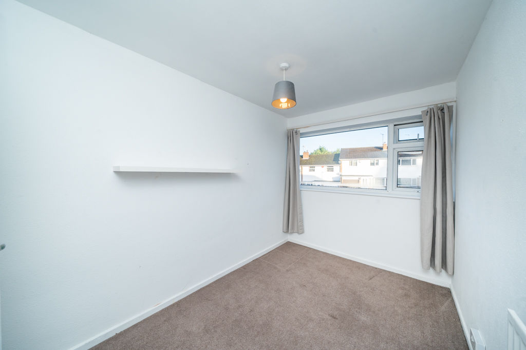 Bedroom- click for photo gallery